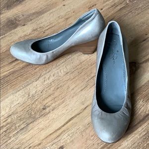 Jessica Simpson Wedges